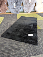 Black Shortwool Rug (60x120cm)